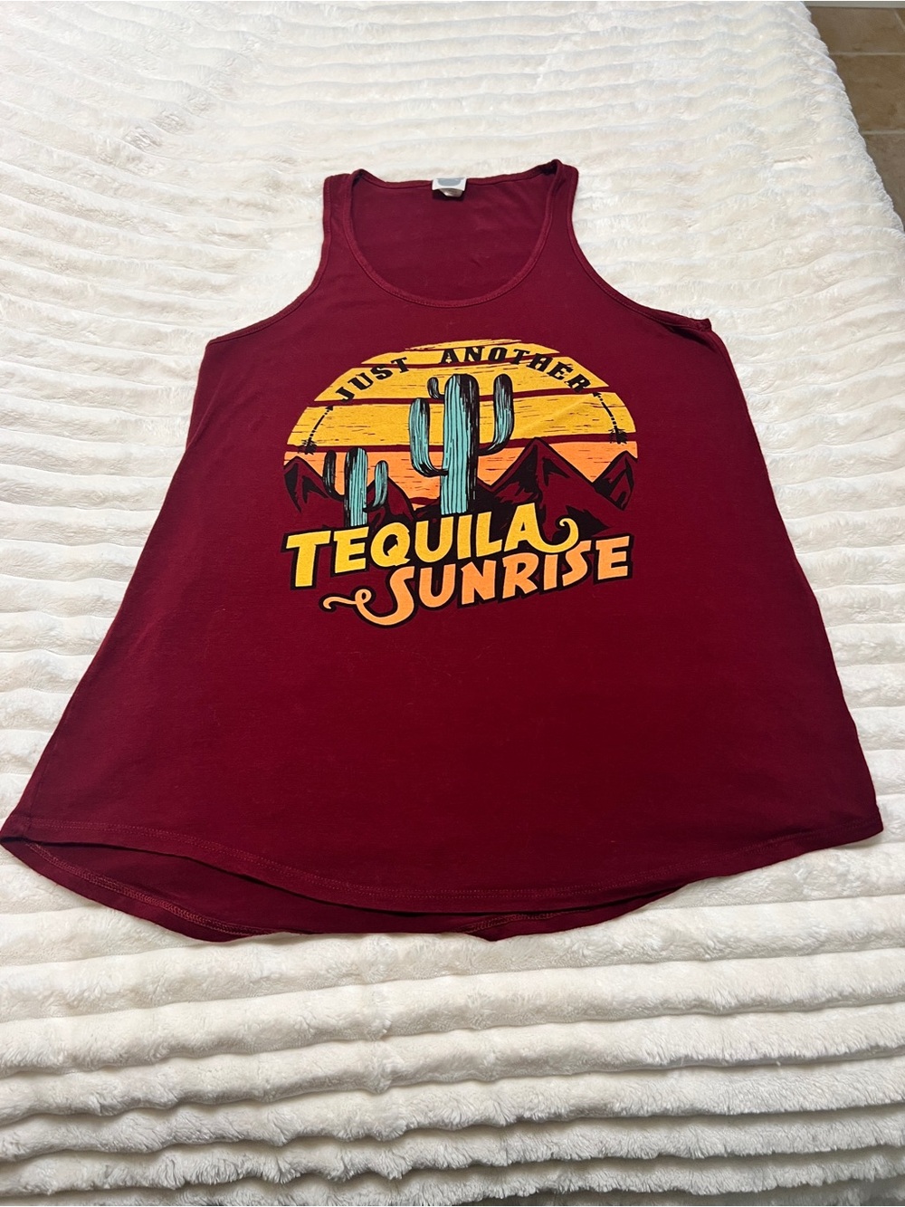 Color bear Tequila Sunrise Graphic Tank Top - Maroon
